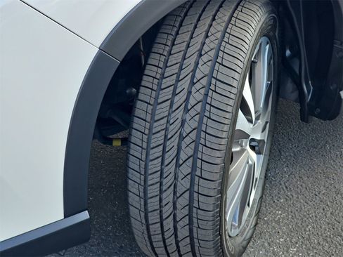 Used 2022 Subaru Ascent Limited w/ Technology Package image 36