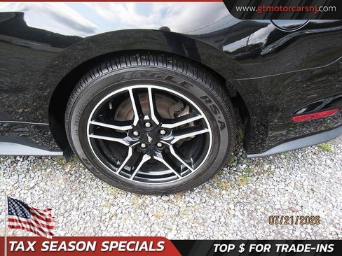 Used 2021 Ford Mustang Premium RWD image 8