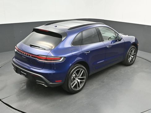 New 2026 Porsche Macan AWD/4WD image 29