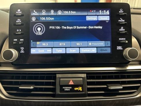 Certified 2022 Honda Accord Touring image 31