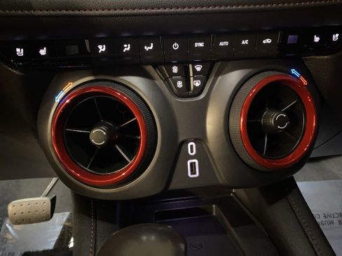 Used 2020 Chevrolet Blazer RS image 21