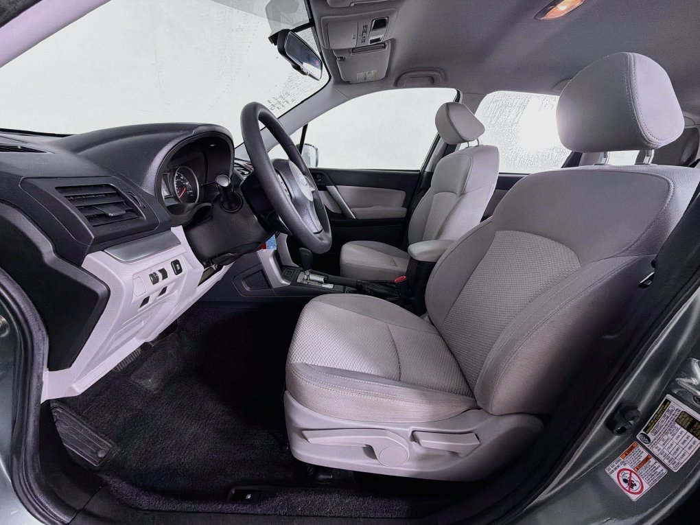Used 2015 Subaru Forester 2.5i w/ Alloy Wheel Package AWD/4WD image 12