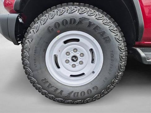 New 2026 Ford Bronco Heritage Edition AWD/4WD image 10