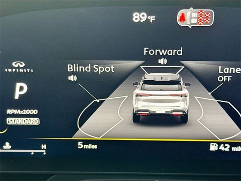 Used 2026 INFINITI QX60 Luxe w/ Cargo Package image 13