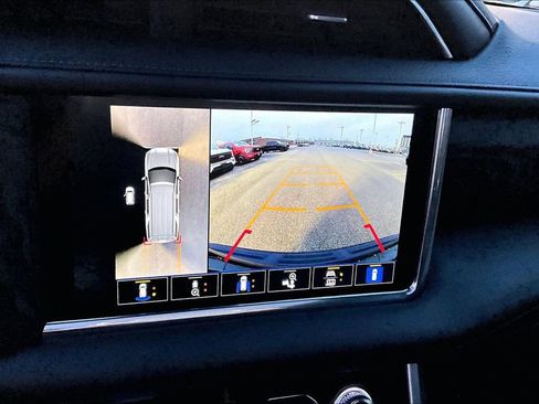 Used 2023 GMC Yukon Denali image 20