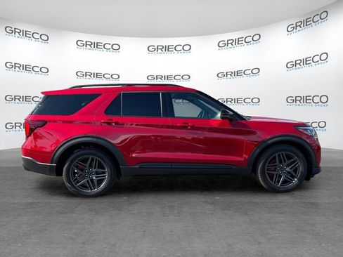 Used 2026 Ford Explorer ST AWD/4WD image 8