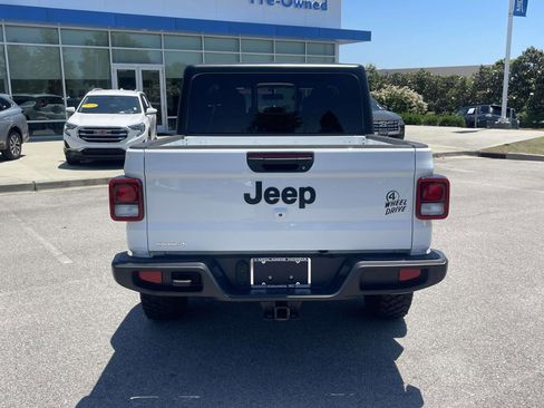 Used 2023 Jeep Gladiator Sport AWD/4WD image 5