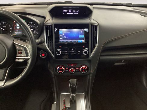 Certified 2023 Subaru Crosstrek 2.0i Premium image 11