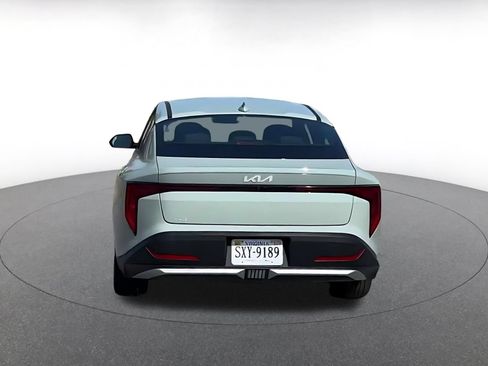 Used 2026 Kia K4 FWD image 12