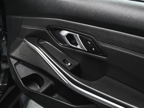 Used 2024 BMW M3 Competition image 18