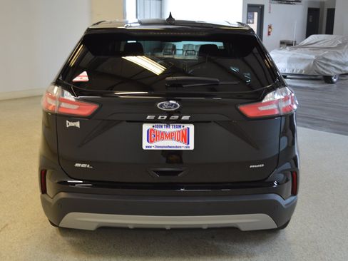 Used 2023 Ford Edge SEL w/ Convenience Package AWD/4WD image 4