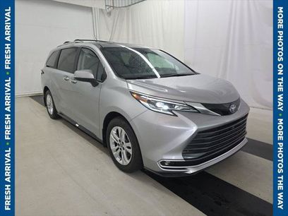 Certified 2024 Toyota Sienna Platinum