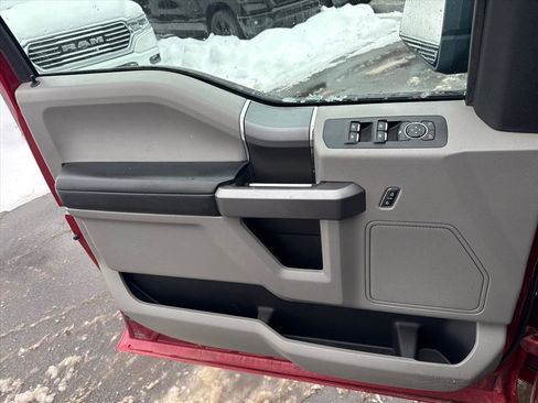 Used 2019 Ford F150 XLT w/ Equipment Group 302A Luxury image 21