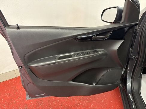 Used 2021 Chevrolet Spark LT image 17