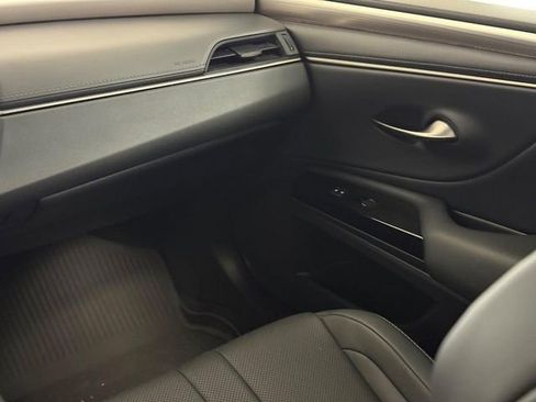 Used 2022 Lexus ES 300h F Sport w/ Accessory Package 2 image 13