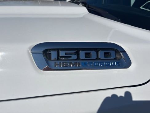 Used 2023 RAM 1500 Laramie image 5