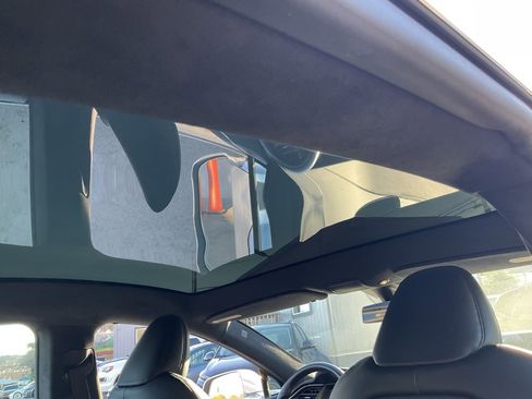 Used 2021 Tesla Model S Long Range Plus image 58