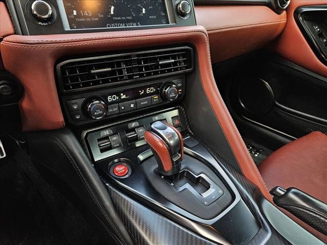 Used 2021 Nissan GT-R Premium AWD/4WD image 20