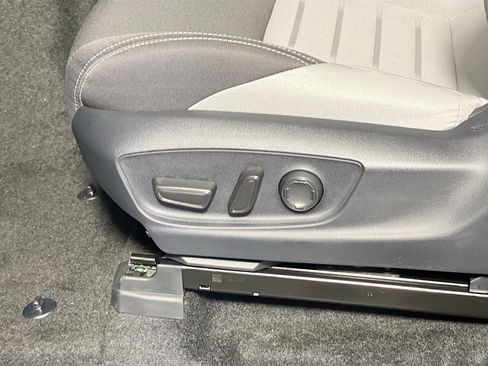 New 2025 Toyota Tacoma TRD Sport image 15