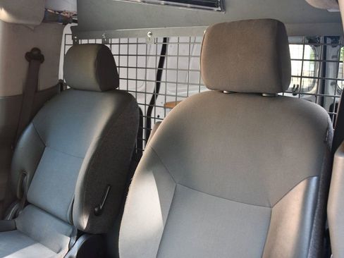 Used 2019 Nissan NV200 S w/ Back Door Glass Package image 12