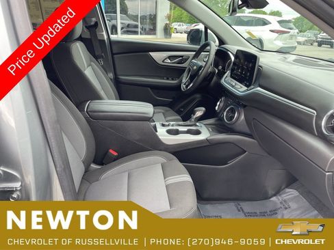 Used 2024 Chevrolet Blazer LT w/ Convenience Package FWD image 21