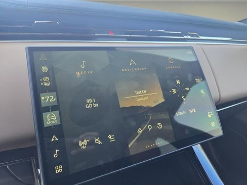 Used 2025 Land Rover Range Rover Sport Dynamic SE image 20