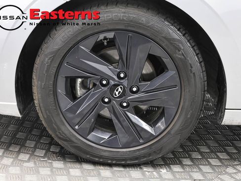 Used 2021 Hyundai Elantra SEL w/ Convenience Package FWD image 31