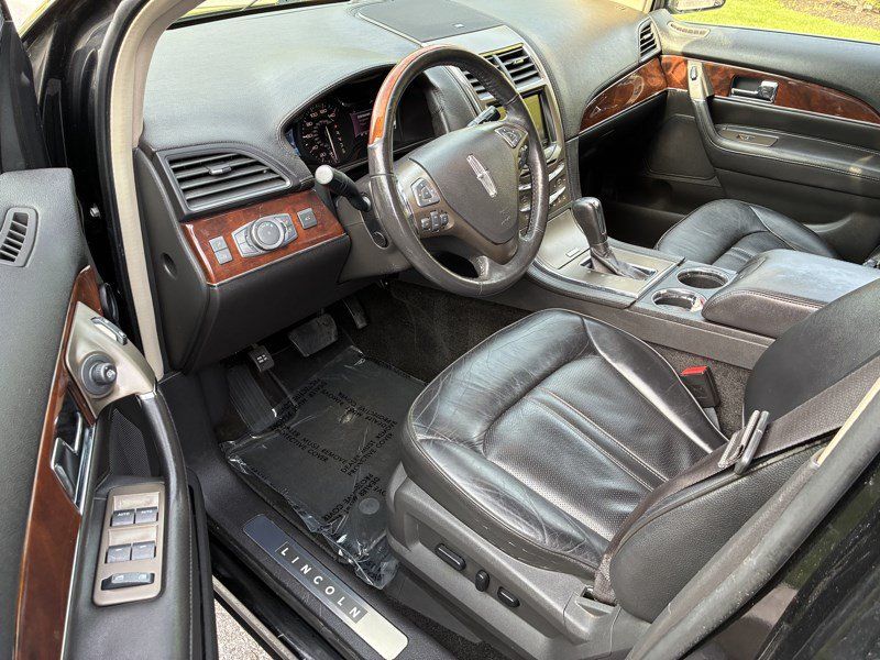 Used 2015 Lincoln MKX AWD w/ Equipment Group 102A image 7