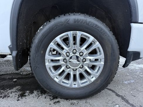 Used 2020 Chevrolet Silverado 2500 High Country image 27