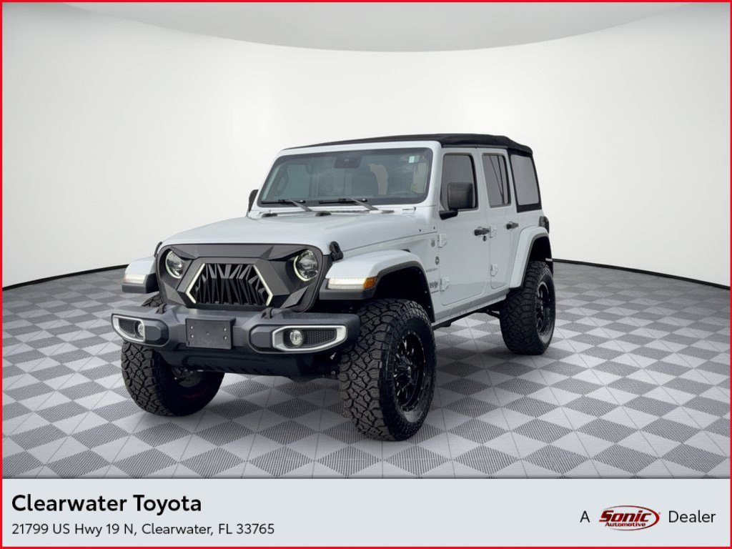 Used 2024 Jeep Wrangler Unlimited Sahara AWD/4WD image 1