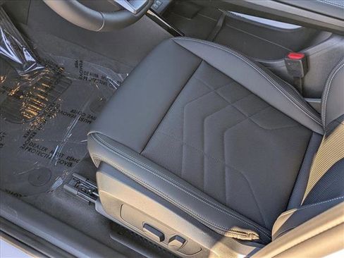 Used 2026 BMW X1 xDrive28i w/ Technology Package image 4