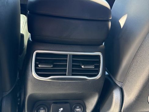 Used 2023 Hyundai Santa Fe Calligraphy image 7