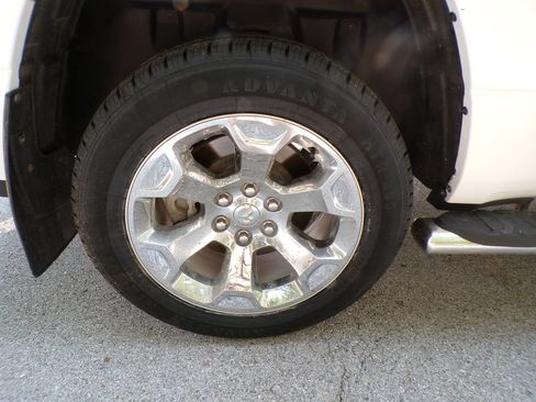 Used 2020 RAM 1500 Big Horn AWD/4WD image 21
