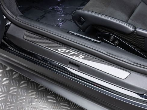 Used 2023 Porsche 911 GT3 RWD image 24