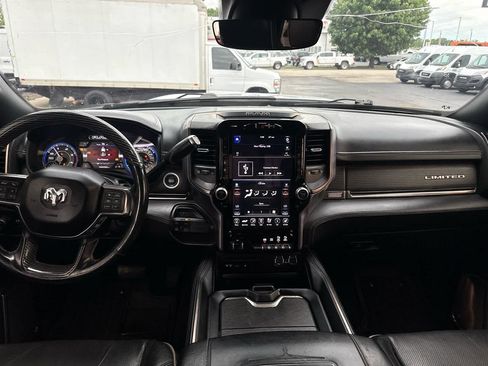 Used 2019 RAM 2500 Limited AWD/4WD image 21