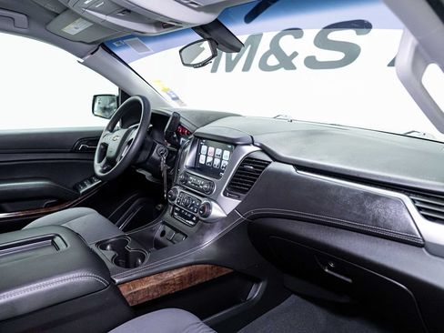 Used 2019 Chevrolet Tahoe 4WD image 18