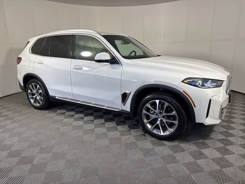 Used 2026 BMW X5 xDrive40i AWD/4WD image 7