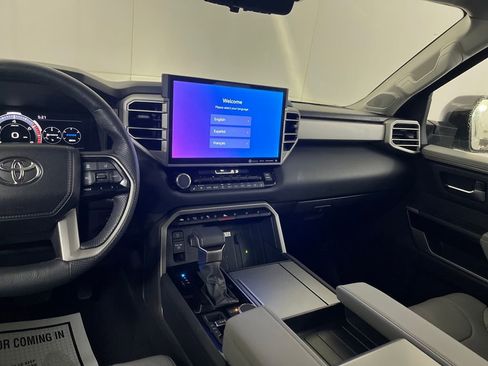 Used 2023 Toyota Sequoia Limited image 34