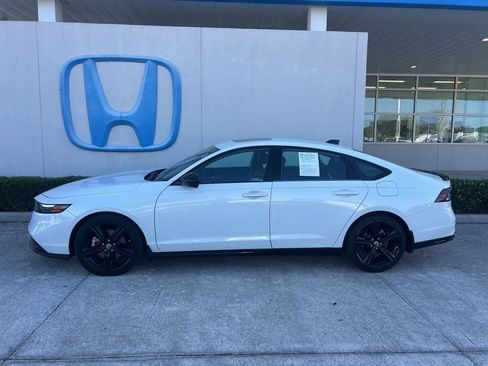 Used 2023 Honda Accord Sport image 5