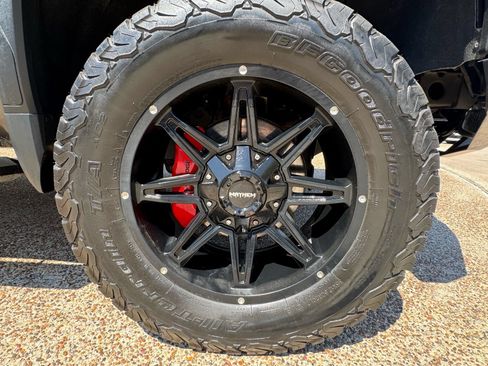 Used 2019 GMC Sierra 1500 AT4 w/ AT4 Premium Package AWD/4WD image 31