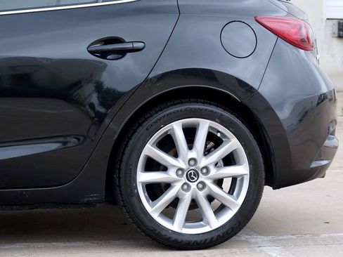 Used 2017 MAZDA MAZDA3 Touring image 25