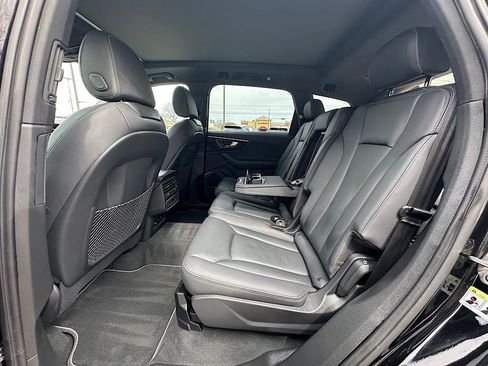 Used 2025 Audi Q7 3.0T Premium Plus AWD/4WD image 16