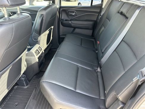 Used 2017 Honda Ridgeline RTL image 13