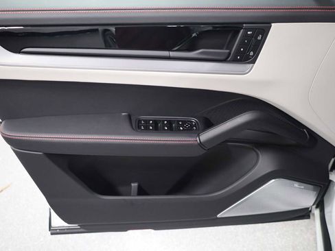 New 2025 Porsche Cayenne GTS image 16