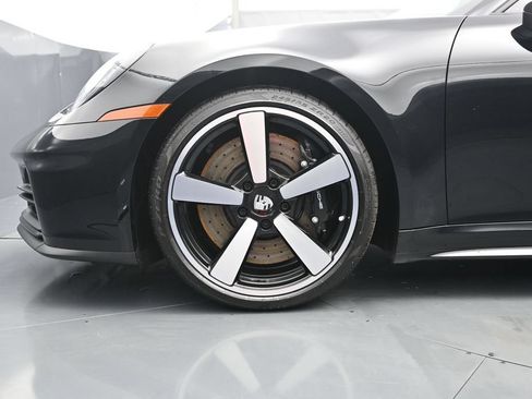 Certified 2026 Porsche 911 Targa 4S AWD/4WD image 10