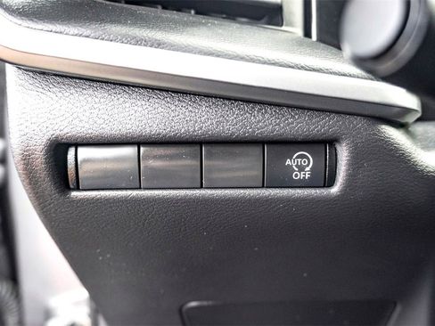 Used 2025 Nissan Kicks S image 16