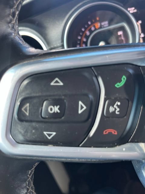 Used 2020 Jeep Gladiator Overland AWD/4WD image 18