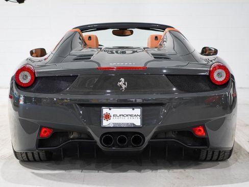 Used 2014 Ferrari 458 Spider image 3