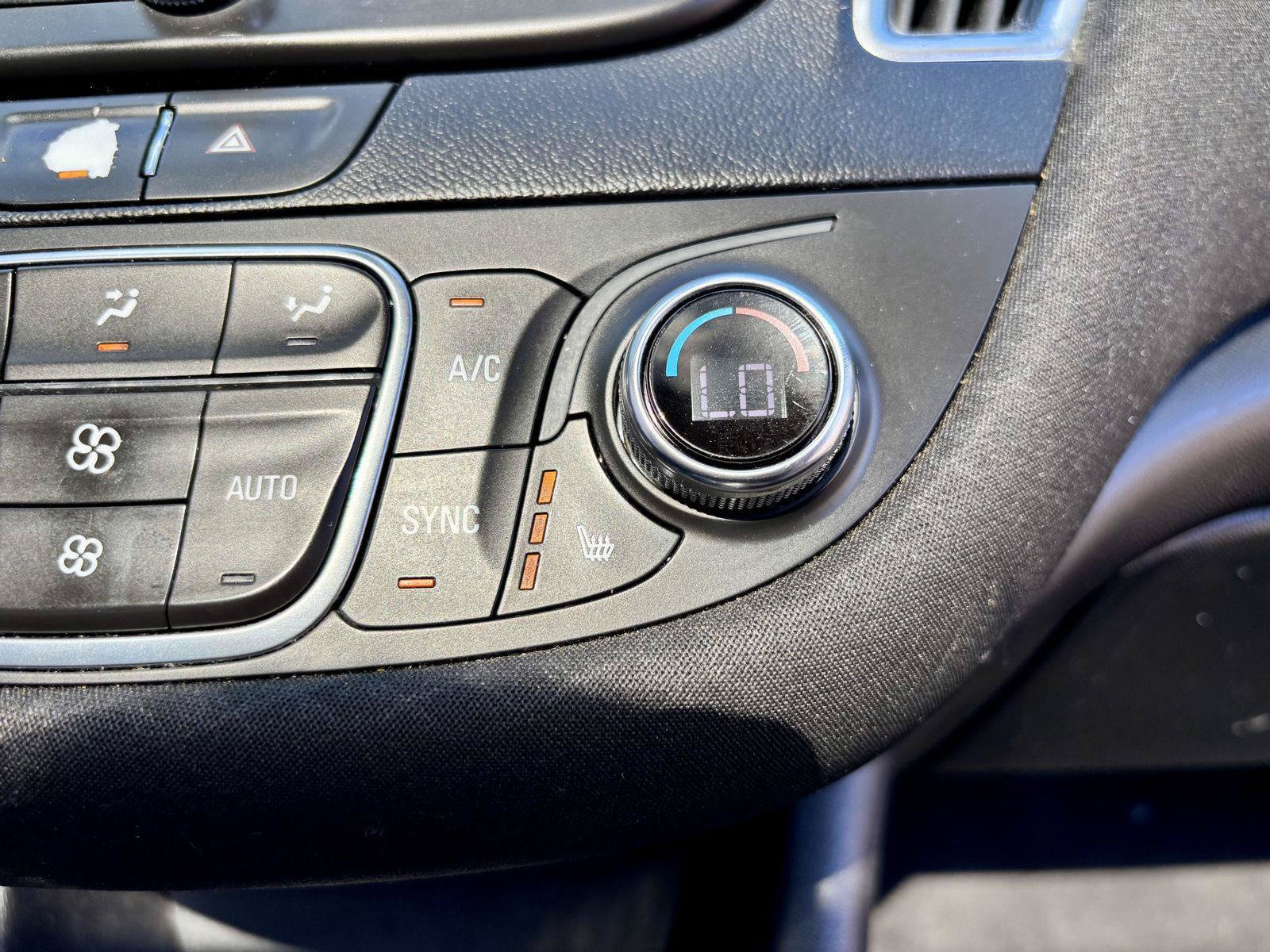 Used 2020 Chevrolet Malibu LT FWD image 5