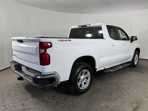 Used 2024 Chevrolet Silverado 1500 LT w/ Protection Package AWD/4WD image 9